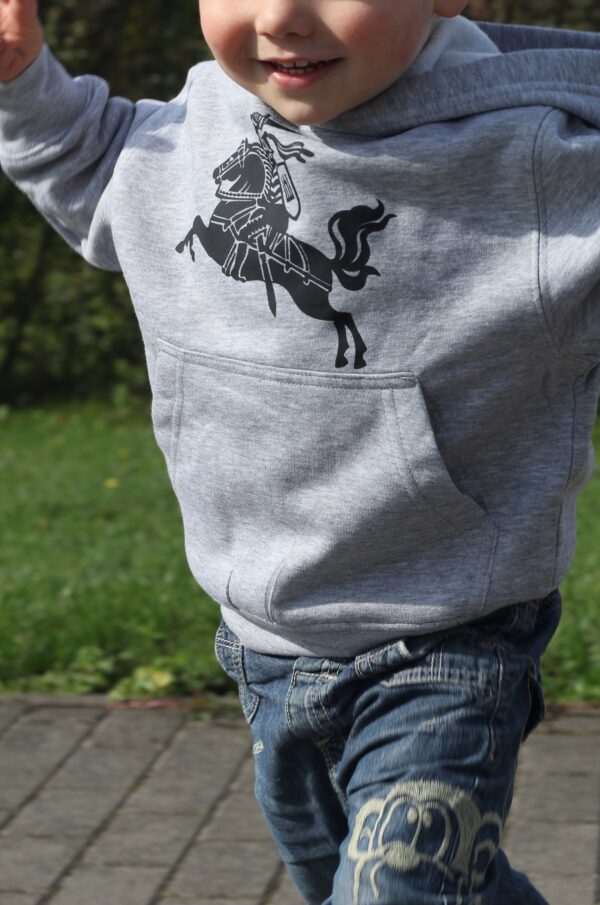 Vaikiškas džemperis su gobtuvu "Vytis" (Unisex, pilkas) - Image 2