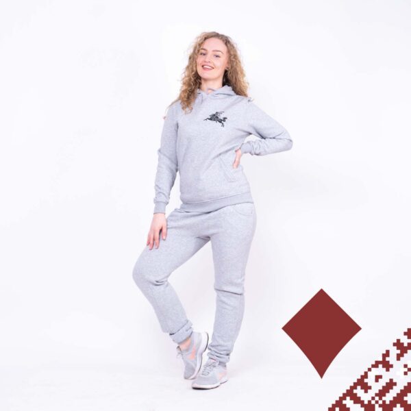 Pilkas sportinis kostiumas "Vytis širdyje" PREMIUM - Image 5